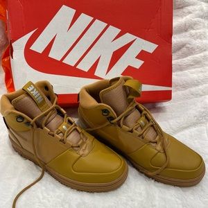 Nike Path Wntr Shoes